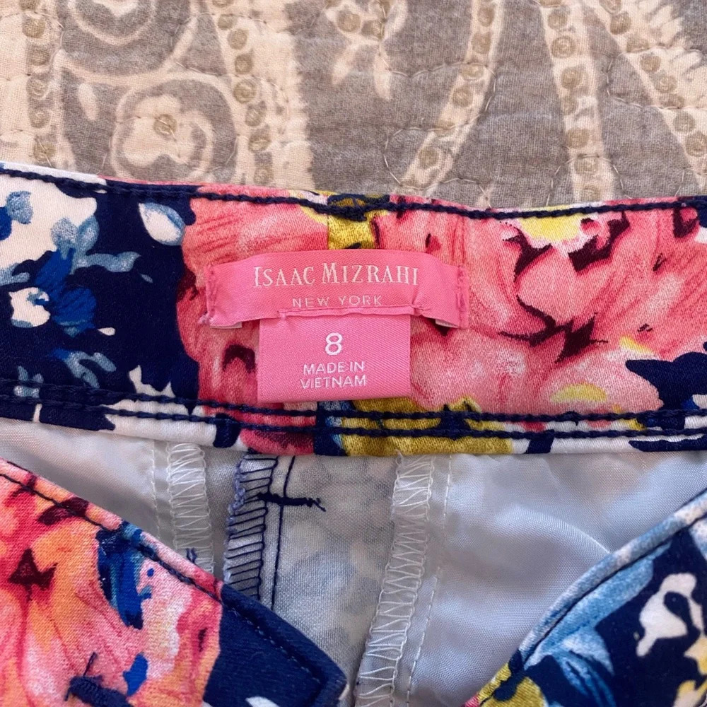 NWOT Isaac Mizrahi cotton blend floral shorts size 8 - Picture 4 of 7